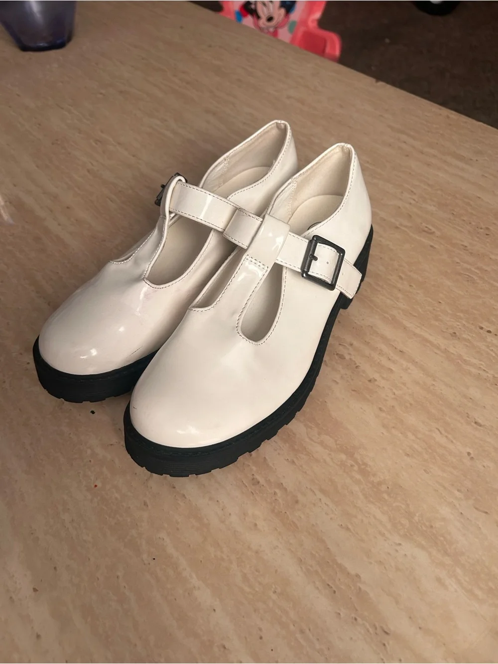 Wonder Nation Mary Jane T-Strap Platform White Patent Girls Size 4 Memory Foam